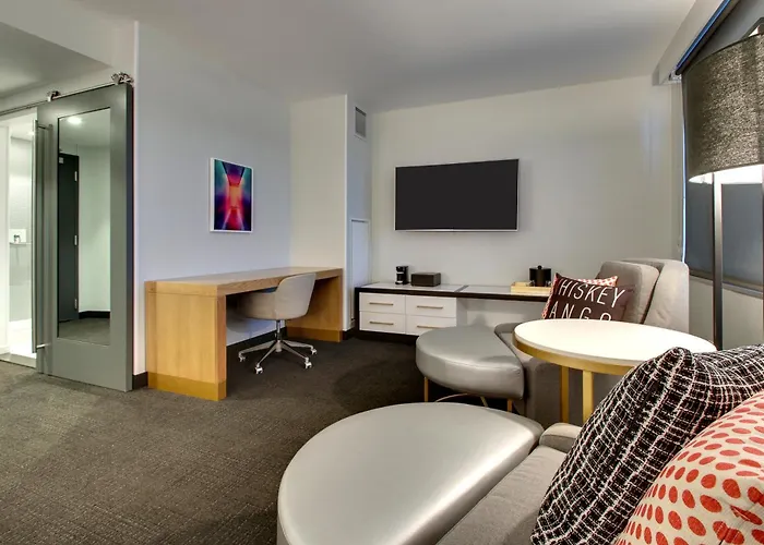 Hotel The Rose Chicago, Tapestry Collection By Hilton 4*