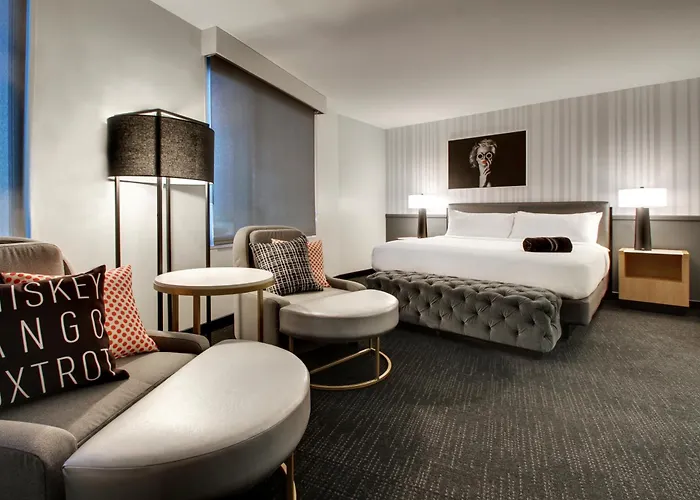The Rose Chicago, Tapestry Collection By Hilton Hotel Rosemont