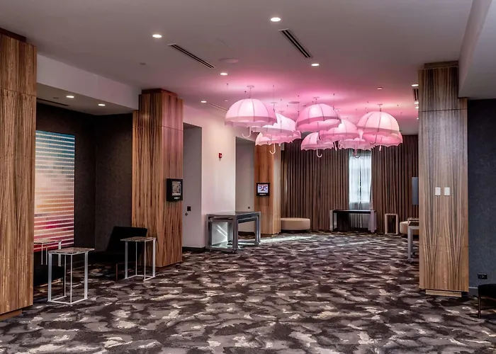 The Rose Chicago, Tapestry Collection By Hilton