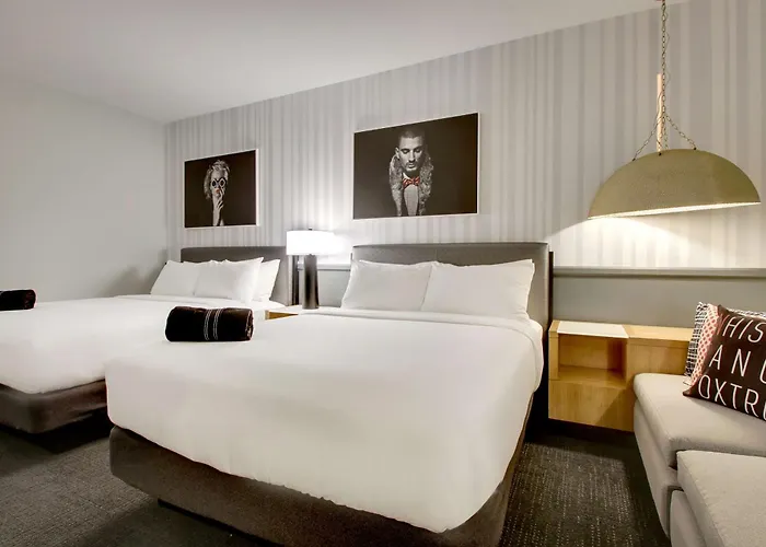 The Rose Chicago, Tapestry Collection By Hilton 4*