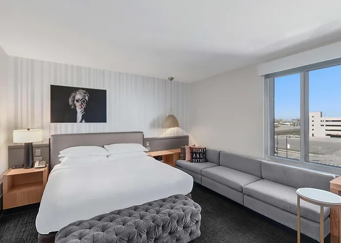 Hotel The Rose Chicago, Tapestry Collection By Hilton