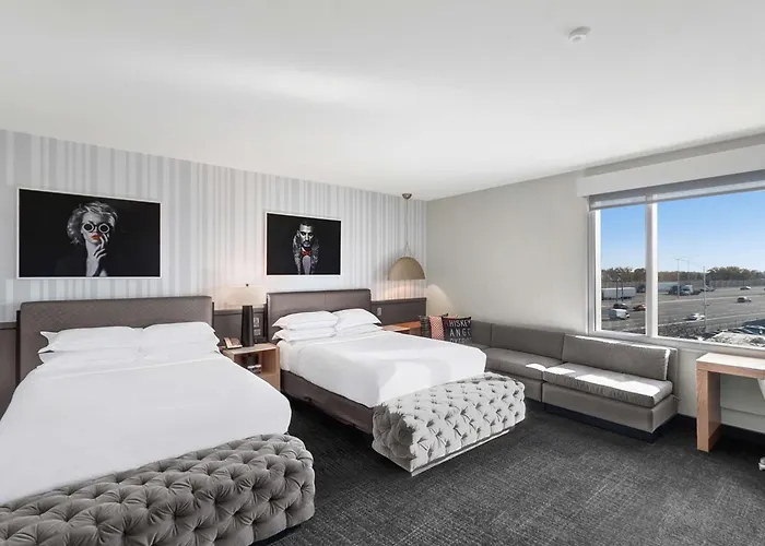 Hotel The Rose Chicago, Tapestry Collection By Hilton Rosemont