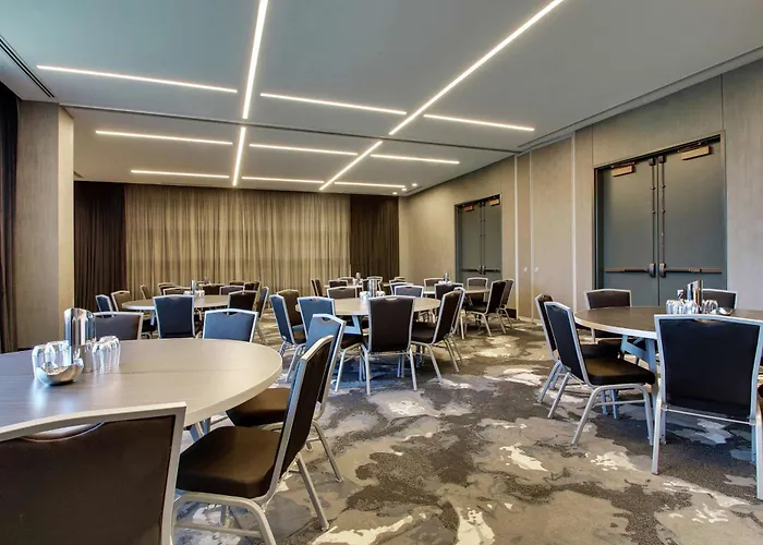 Hotel The Rose Chicago, Tapestry Collection By Hilton 4*