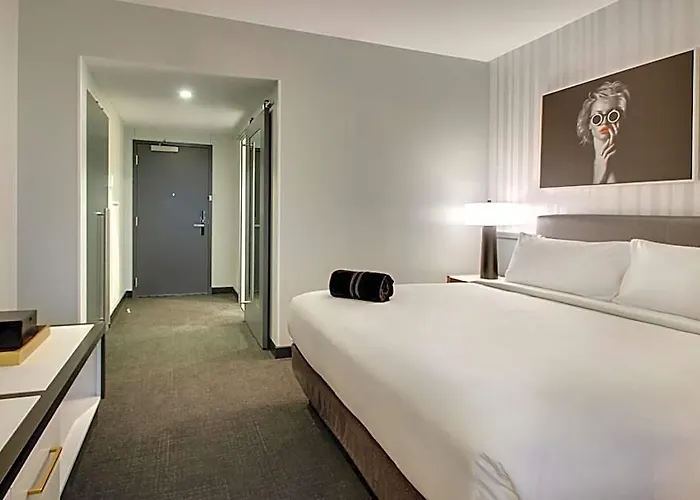 Hotel The Rose Chicago, Tapestry Collection By Hilton 4*