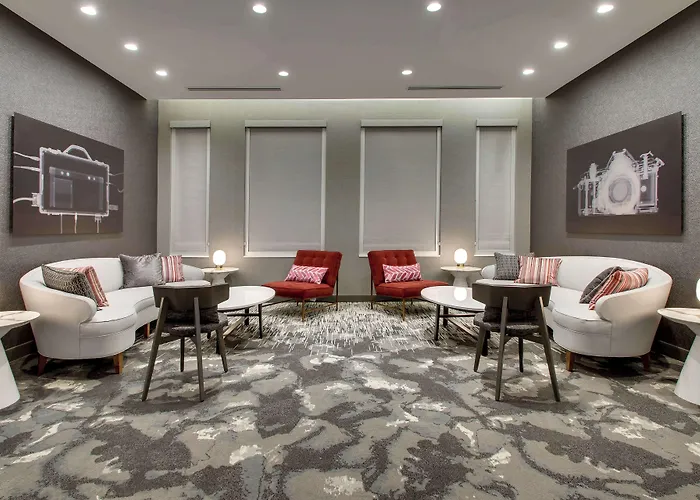 The Rose Chicago, Tapestry Collection By Hilton